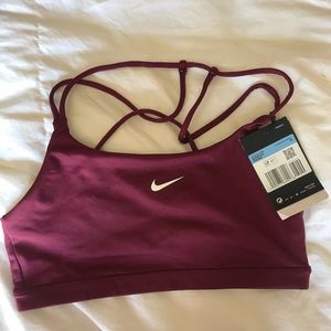 Nike sports bra (brand new)
